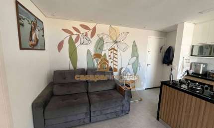 Apartamento à Venda com 44,5m² Reformado com 2 Quartos e 1 Vaga de Garagem