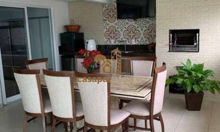 Apartamento à Venda com 243m² no Santo Antônio, 3 Suítes e 4 Vagas