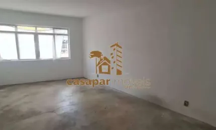 Sobrado à Venda e Vago com 166m², 3 Quartos, 2 Vagas, Excelente Localização