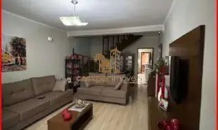 Sobrado à Venda com 3 Dormitórios, 156m² no bairro Olimpíco e 3 Vagas