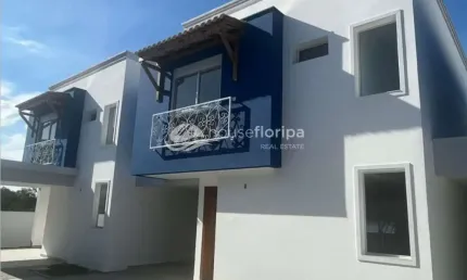 Casa à venda, Ribeirão da Ilha, Florianópolis, SC - vilarejo com 6 belas casas, com vista verde dos