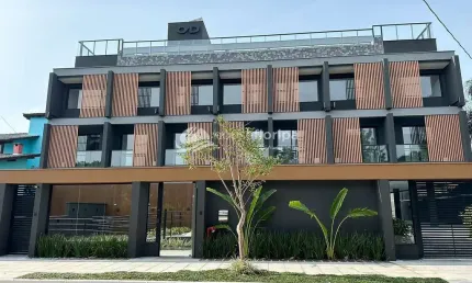 Loft Novo com Pé Direito Duplo, Piscina no Terraço, Carregador para Carro Elétrico, à Venda, Campec