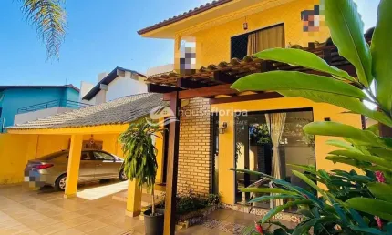 Casa de 6 quartos com grande quintal, horta  à venda no Campeche, próximo às belas praias e comérci