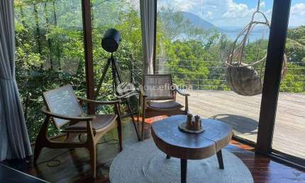 Casa 1 dormitório à venda com vista maravilhosa para o mar, no Ribeirão da Ilha, Florianópolis, SC