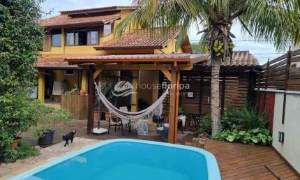 Casa à venda com 2 casas separadas, com piscina, no Rio Tavares, Florianópolis, SC