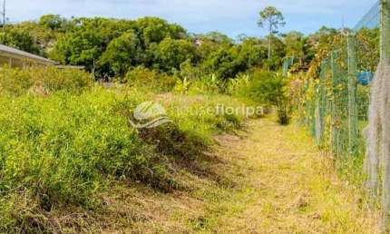 Amplo terreno à venda com 4.129,73m² em ótima localização - Lagoa da Conceição - Florianópolis, SC