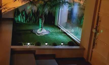 Casa financiável de alto padrão mobiliada à venda com 3 dormitórios e piscina, no Carianos, Florian