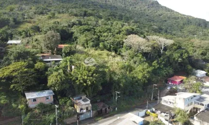 Terreno à venda com bela vista e muitas natureza, Ribeirão da Ilha, Florianópolis, SC