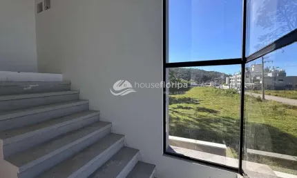 Casa à venda com 3 dormitórios em uma rua incrível e tranquila, Ribeirão da Ilha, Florianópolis, SC