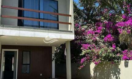 Casa mobiliada com 3 quartos à venda, na Armação, Florianópolis, SC