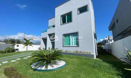 Belíssima casa com 3 suítes à venda no Condomínio Residencial Flamboyant – Campeche, Florianópolis
