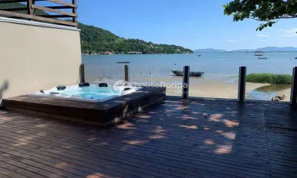 Casa à venda individual beira  mar, com rancho para comportar barcos, com 3 dormitórios, Ribeirão d