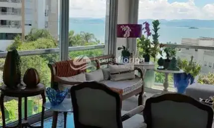 Apartamento de alto padrão com vista mar à venda, com 3 suítes e 237m2, em joão paulo, florianópoli