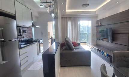 Apartamento para Venda em Barueri, JARDIM TUPANCI, 2 dormitórios, 1 suíte, 3 banheiros, 1 vaga