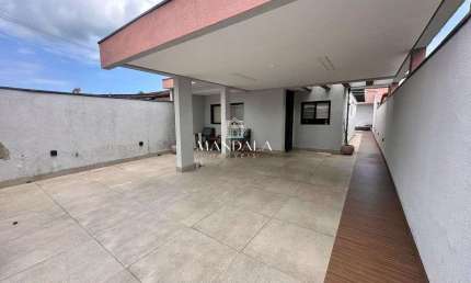 Casa Bertioga, no Centro de Bertioga, no valor de R$ 860.000,00