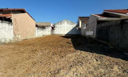 Terreno à venda na Rua Nossa Senhora Rainha da Paz, 39, Forquilhas, São José