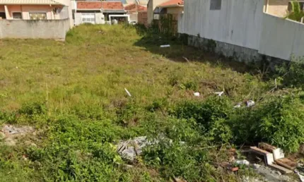 Terreno à venda na Rua Thereza Maria Andrioli, 37, Forquilhas, São José