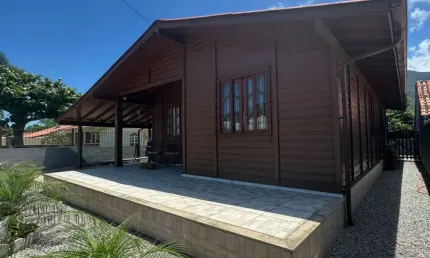 Casa com 3 quartos à venda na Rua Velho Leão do Mar, 35, Praia de Fora, Palhoça