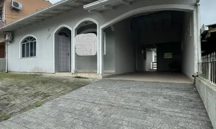 Casa com 3 quartos à venda na Beco João Fernando da Silva, 0, Roçado, São José