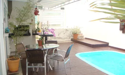 Casa com 4 quartos à venda na Rua Orlando Linhares, 127, Coloninha, Florianópolis