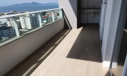 Apartamento com 2 quartos à venda na Rua Tiradentes, 40, Kobrasol, São José
