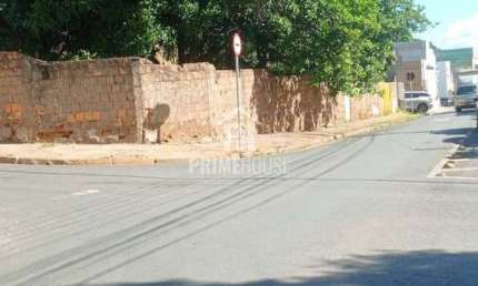 Terreno à venda na Rua Nossa Senhora de Santana, Centro Sul, Cuiabá