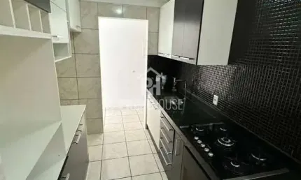 Vende-se Apartamento em Condomínio Fechado Portal do Rio