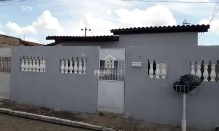 Casa com 3 quartos à venda na Rua Ministro Sérgio Mota, 05, Centro Sul, Várzea Grande