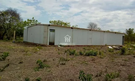 CHÁCARA NA REGIÃO DO CÍRCULO MILITAR  - Zona Rural - Santo Antônio do Leverger/mt