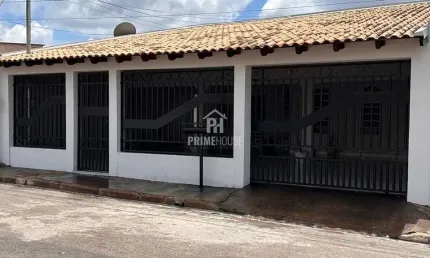 Casa com 3 quartos à venda na Rua Sebastião Pereira da Silva, Cristo Rei, Várzea Grande
