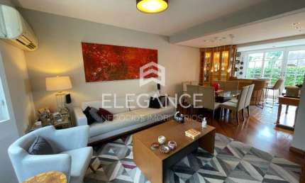 Elegance imóveis vende casa em condomínio, 3 dormitórios, 1 suíte, living com lareira, churrasqueira e 3 vagas de garagem/box. comprar R$ 1.700.000,00