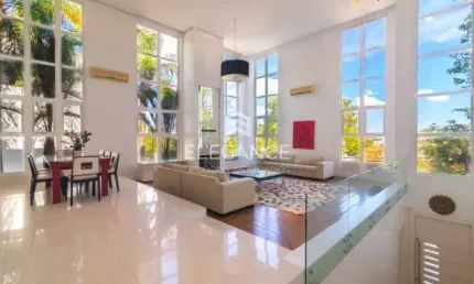 Elegance Imóveis vende residência única no bairro com 389 m2 3 dormitórios 4 vagas garagem Boa Vista Porto Alegre