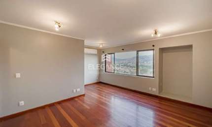 Elegance Imóveis vende apartamento desocupado em andar alto com 3 dormitórios 1 suíte 2 vagas box garagem Jardim Botânico Porto Alegre.