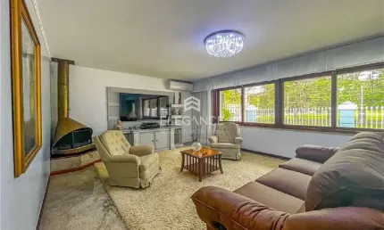 Casa com 3 quartos à venda na Avenida Porto Alegre, 25, Jardim Planalto, Porto Alegre, 201 m2 por R$ 1.180.000