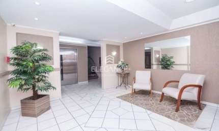 Elegance imóveis vende no Jardim Lindóia, apartamento de 97m² de área privativa com 3 dormitórios, 1 suíte, dependência de empregada e 1 vaga de garagem/box coberta.