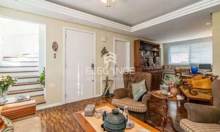 Elegance vende ótima cobertura 4 dormitórios e 2 suítes 1 vaga box garagem Mont Serrat Porto Alegre. Comprar R$ 800.000,00.