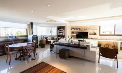 Elegance Imóveis vende excelente cobertura com 278 m2 privativos, 3 dormitórios, suíte, 4 vagas de box garagem Auxiliadora Porto Alegre