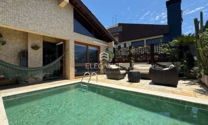 Cobertura Incrível para comprar com 290 m2, 3 (três) dormitórios e 3 (três) vagas, piscina, elevador, Moinhos de Vento Porto Alegre. Elegance Imóveis.