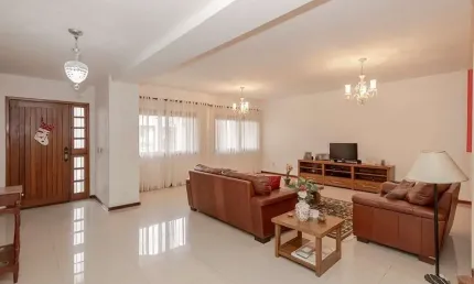 Casa com 4 quartos à venda na rua professora lucy maria soares santos, 118, jardim planalto, porto alegre por r$ 1.500.000