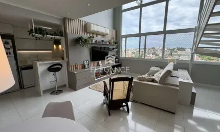 Elegance Imóveis vende apartamento duplex lindo totalmente mobiliado de frente com 3 dormitórios suíte 2 vagas/box garagem Jardim Lindóia Porto Alegre