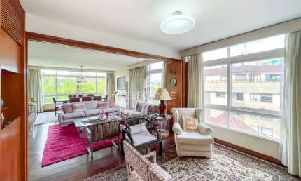 Apartamento com 3 quartos à venda na Rua Santo Inácio, 56, Moinhos de Vento, Porto Alegre, 194 m2 por R$ 1.755.000