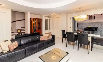 Casa em condomínio fechado com 3 quartos à venda na rua tremembé, 80, chácara das pedras, porto alegre, 214 m2 por r$ 879.000