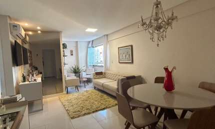 Vendo 2/4 na Pituba R$ 520mil portaria 24h, elevador e piscina