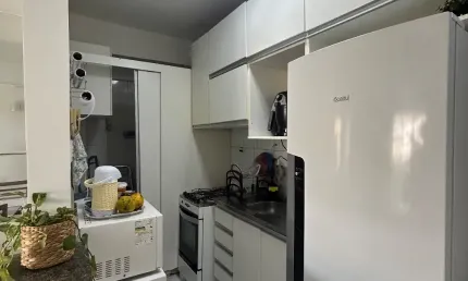 Vendo 2/4 com suíte r$ 350mil atrás do assai da rótula do abacaxi