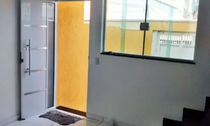 Casa para Locação na Vila Carrão, São Paulo-SP: 2 Quartos, 2 Suítes, 2 Vagas de Garagem, 90m² de Área Privativa
