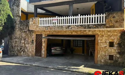 Imperdível! casa à venda em são paulo-sp, no bairro cidade líder, com 3 quartos, 1 sala, 3 banheiros, 3 vagas de garagem.