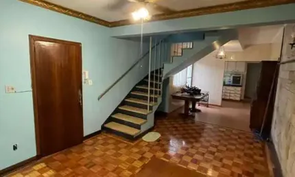 Casa para locação no Tatuapé - São Paulo-SP com 3 quartos, 2 banheiros e 230m². Venha conferir!