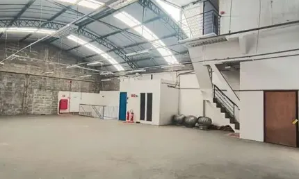 Galpão para locação no bairro maranhão, são paulo-sp: 6 salas, 4 banheiros, 1 vaga de garagem e 1.614m² de área.