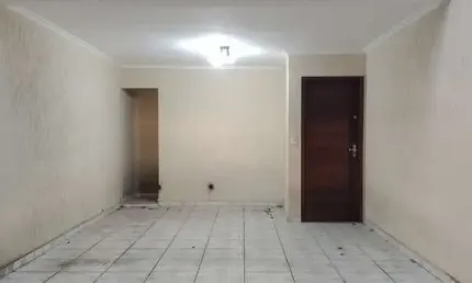 Casa à venda em São Paulo-SP: 2 quartos, 2 suítes, 1 sala, 2 banheiros, 2 vagas na Vila Matilde, 88m². Venha conferir!