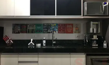 Imperdível! Casa em condomínio com 2 suítes na Cidade Mãe do Céu, São Paulo-SP, 73m² e 2 vagas de garagem.